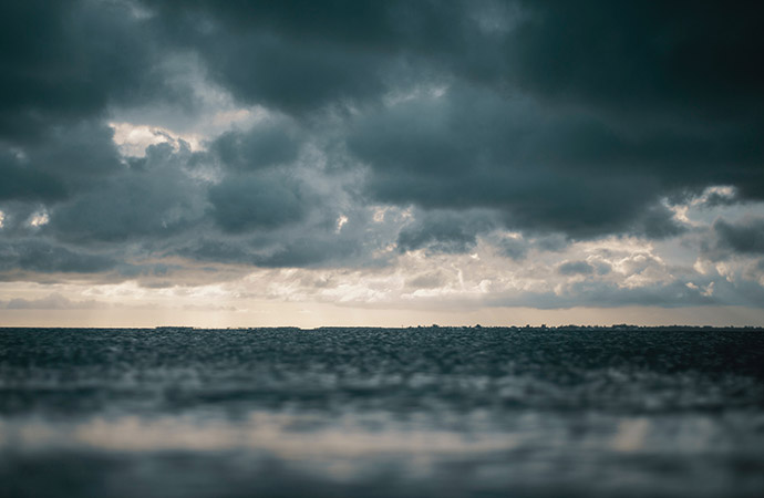 Changement climatique et lacs – La synthèse de données pour mieux comprendre les impacts des tempêtes sur la température des lacs