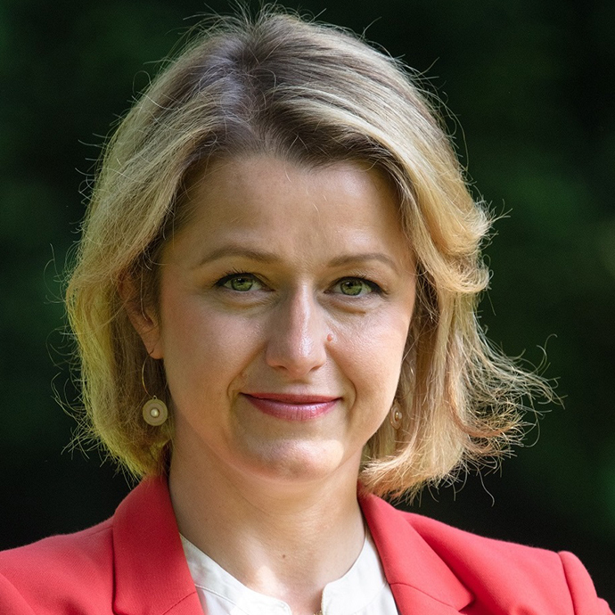 Barbara POMPILI